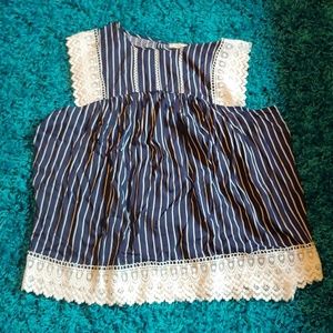 Entro vertical striped plus 2x